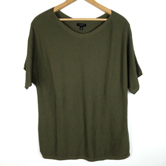 🌲 Talbots Olive Green Boat Neck Short Sleeve Top - Picture 1 of 4